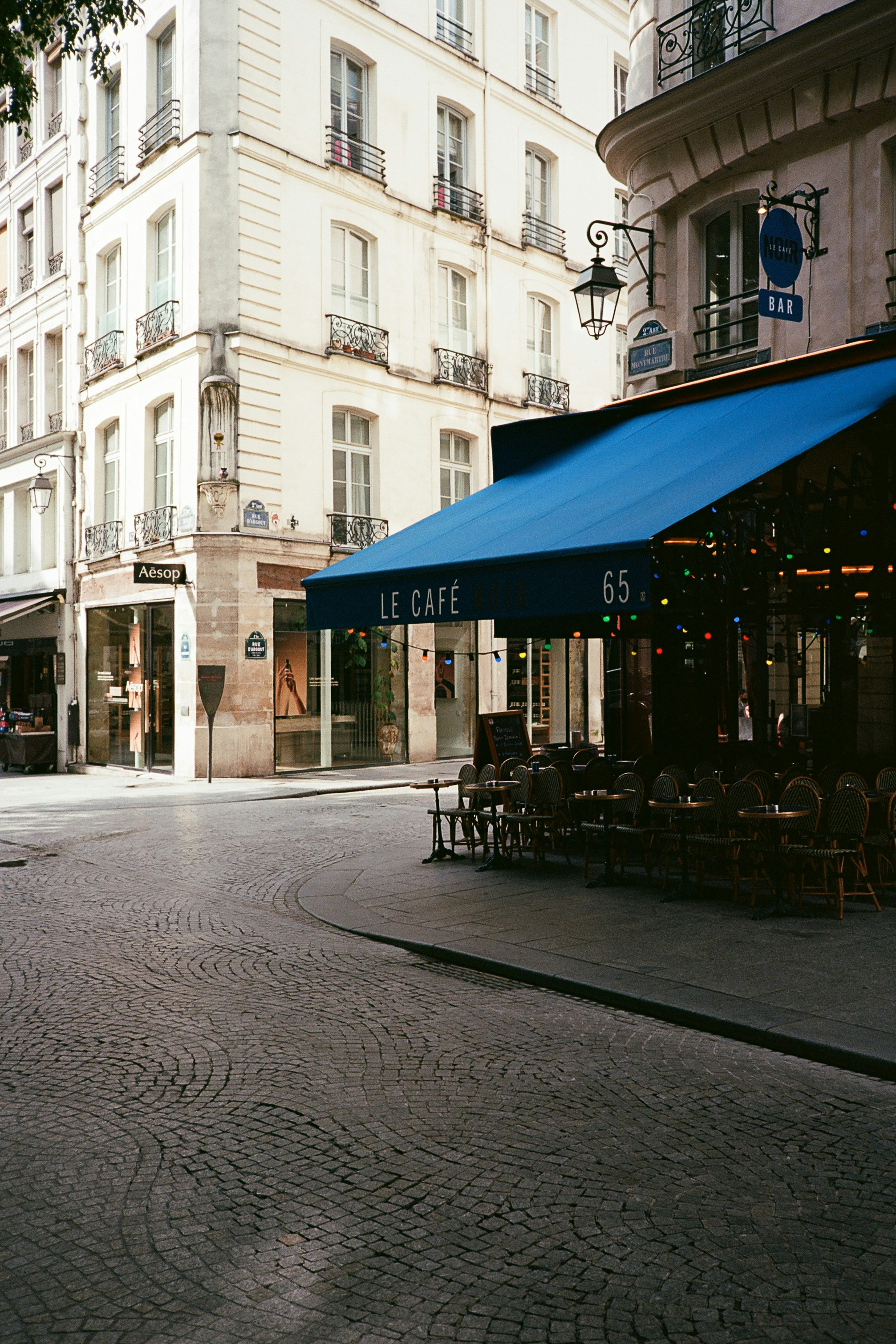 Streets Of Paris On Kodak Ektar 100 HD mobile wallpaper