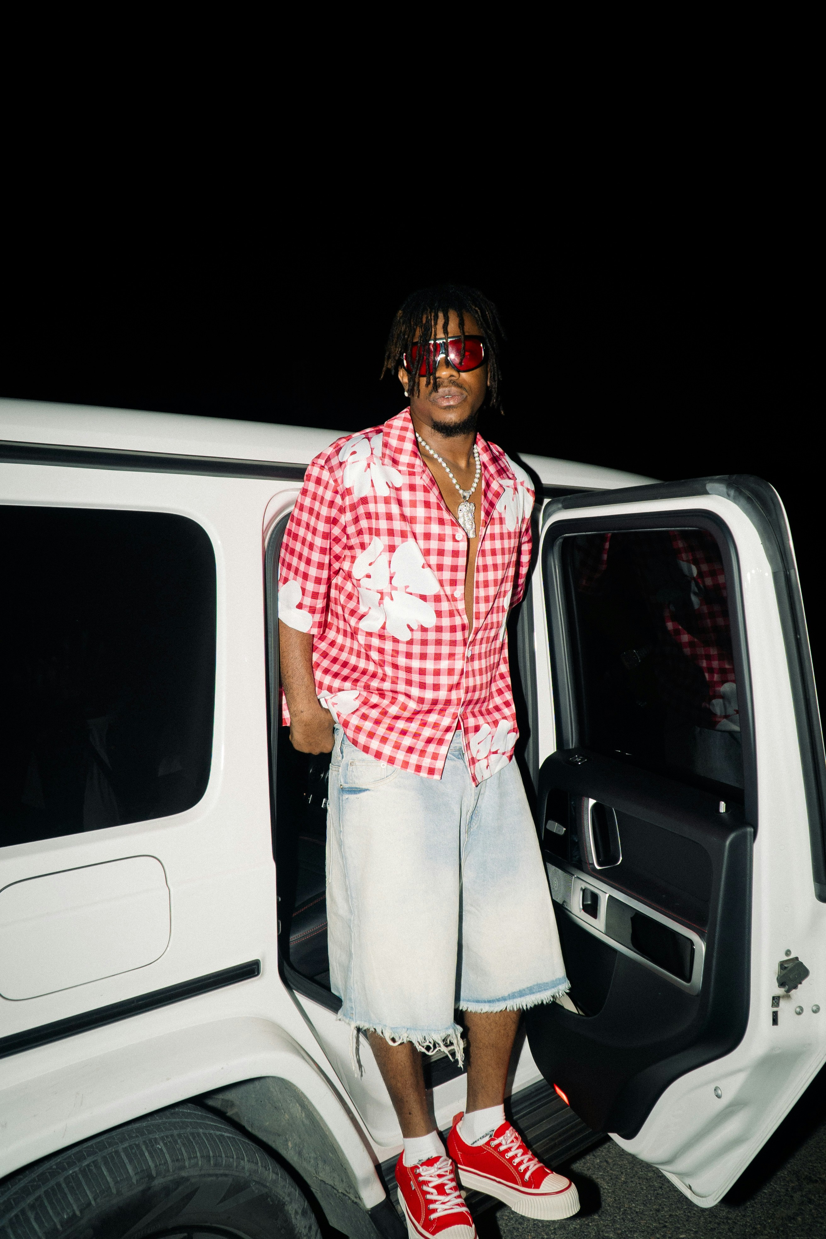 Man In Red Checkered Shirt Stands By White Suv. HD mobile wallpaper
