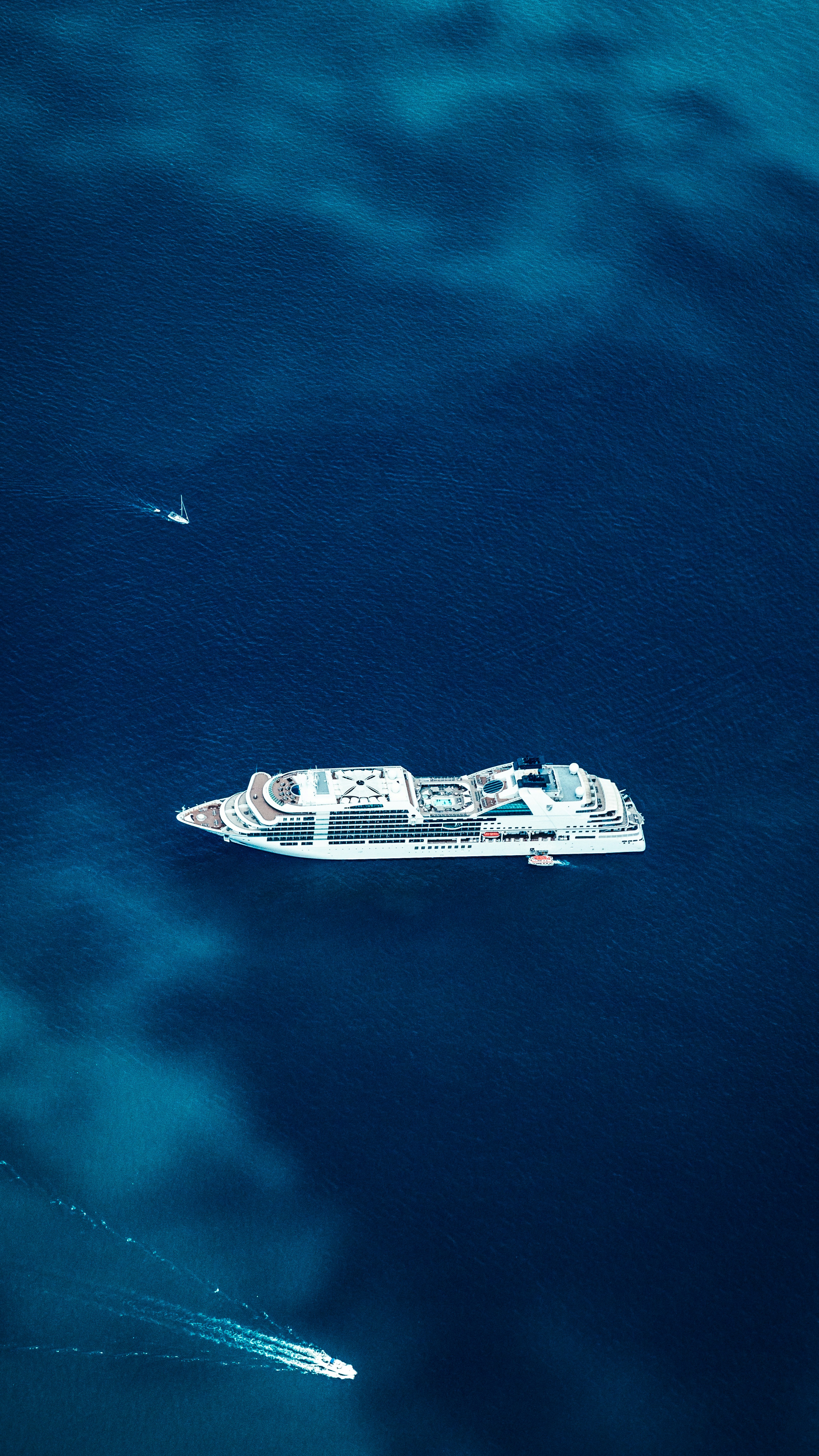 White And Black Ship On Sea During Daytime HD mobile wallpaper