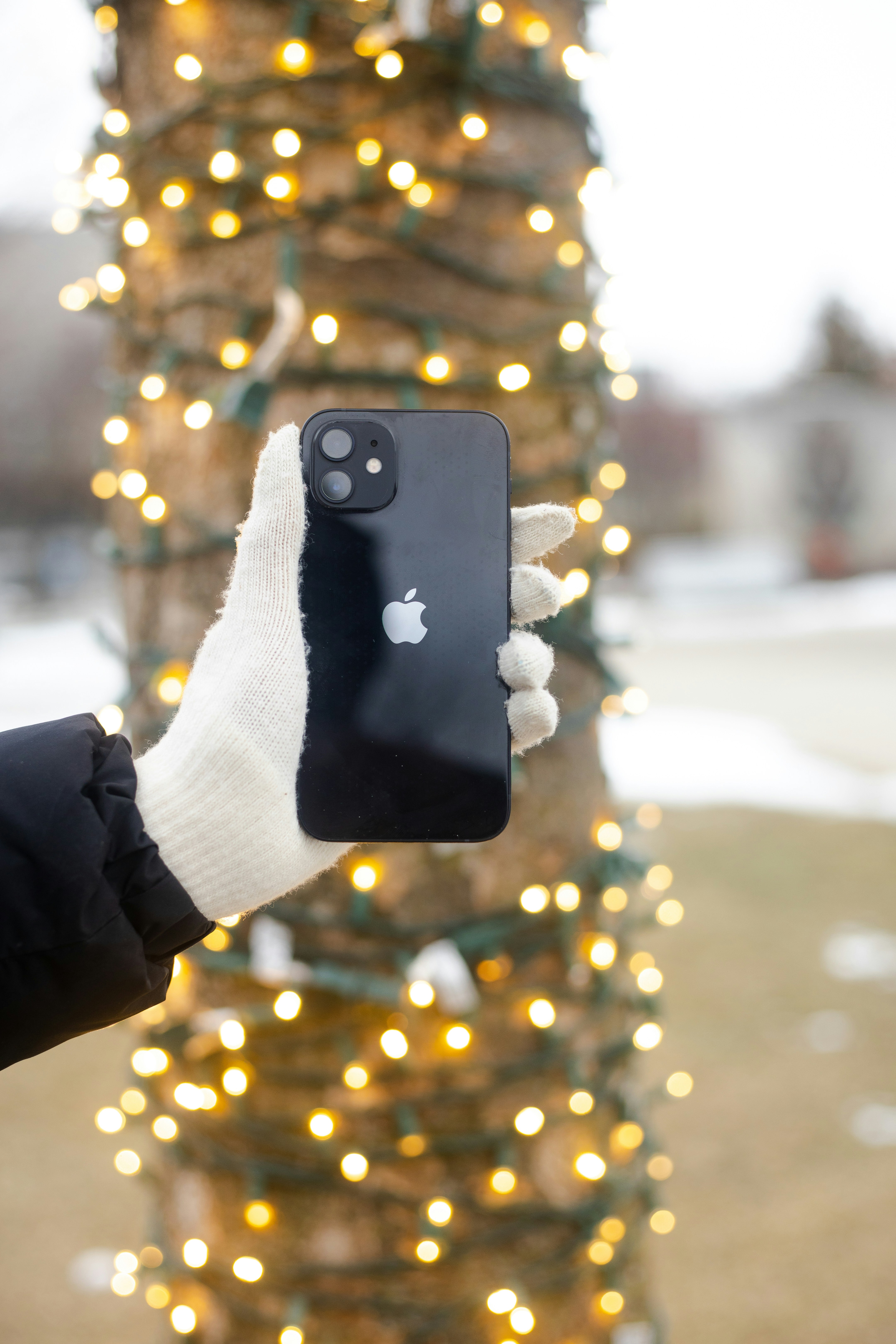 Holding An IPhone. HD mobile wallpaper