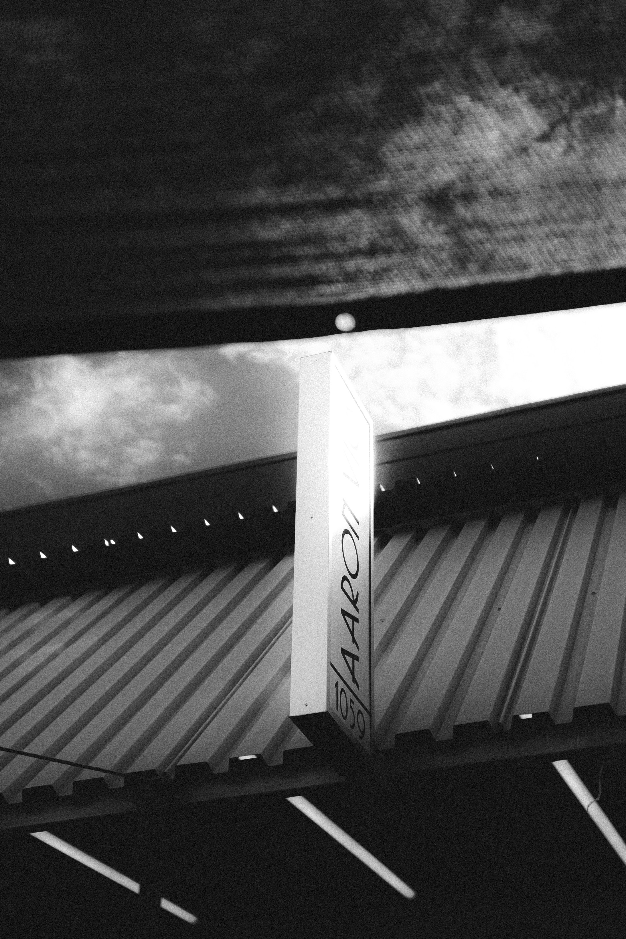 A White Sign With The Word Aaron On It. HD mobile wallpaper
